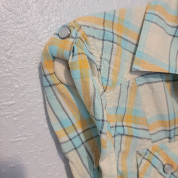 Harley Davidson Embroidered Butterfly Button down Shirt - Picture 4 of 7